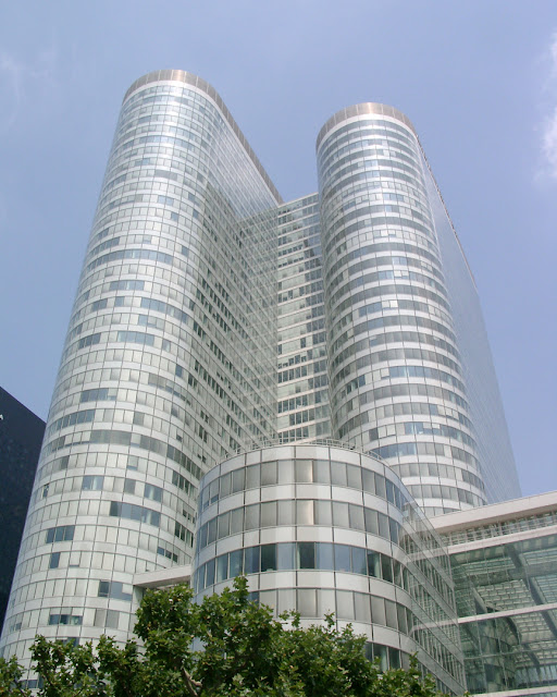 Cœur Défense by Jean-Paul Viguier, Esplanade du Général de Gaulle, Courbevoie, La Défense, Paris