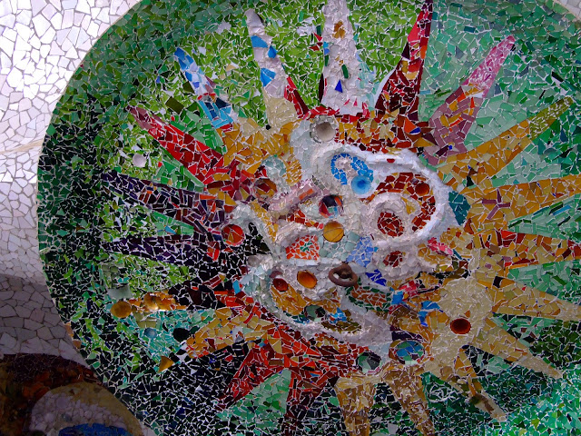 parc guell mosaic