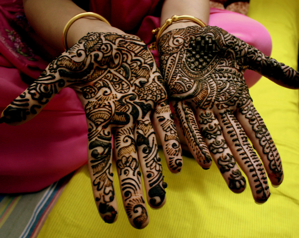 Beautiful Latest Simple Arabic Pakistani Indian Bridal 