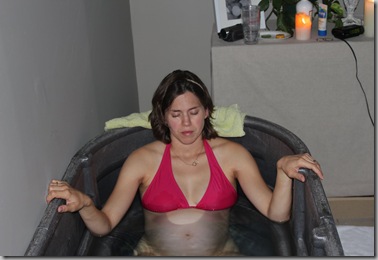 focused in tub