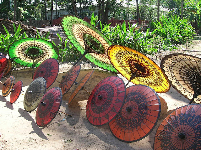 ミャンマーの伝統工芸品、パテインの傘が幻想的で美しすぎる【a】