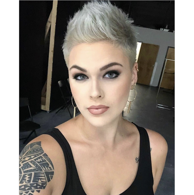 2019 pixie haircuts for women over 50