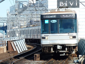東京メトロ日比谷線　中目黒行き4　03系幕式5扉