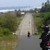 Jalan menuju ke Pantai Santolo