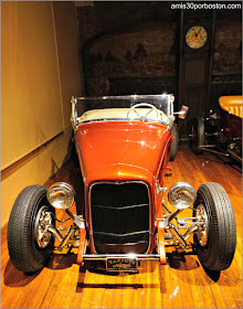 "Lookin' East: Art and Imagination of the New England Hod Rod": 1932 Ford Roadster "LA Roadster"