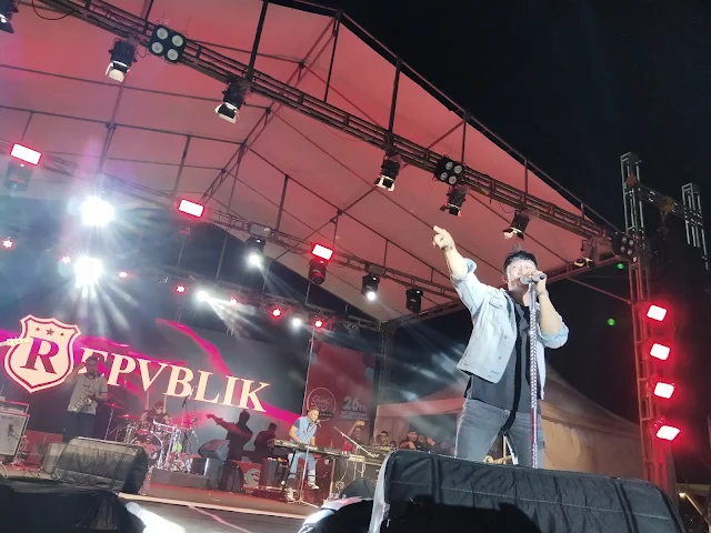 Ribuan Masyarakat Karimun Terpukau Menyaksikan Band Repvblik