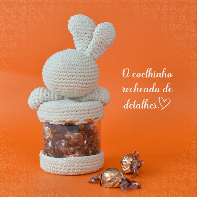 Coelho amigurumi