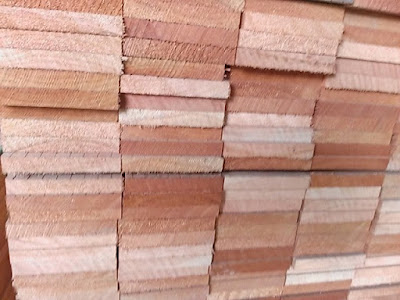 gỗ xây nhà yến chuẩn