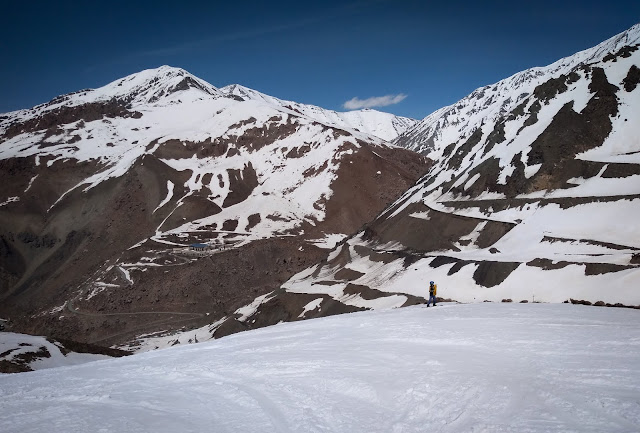 Marcel snowboarding in Dizin, Iran