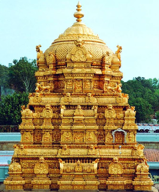 Devotees in tirupathy temple