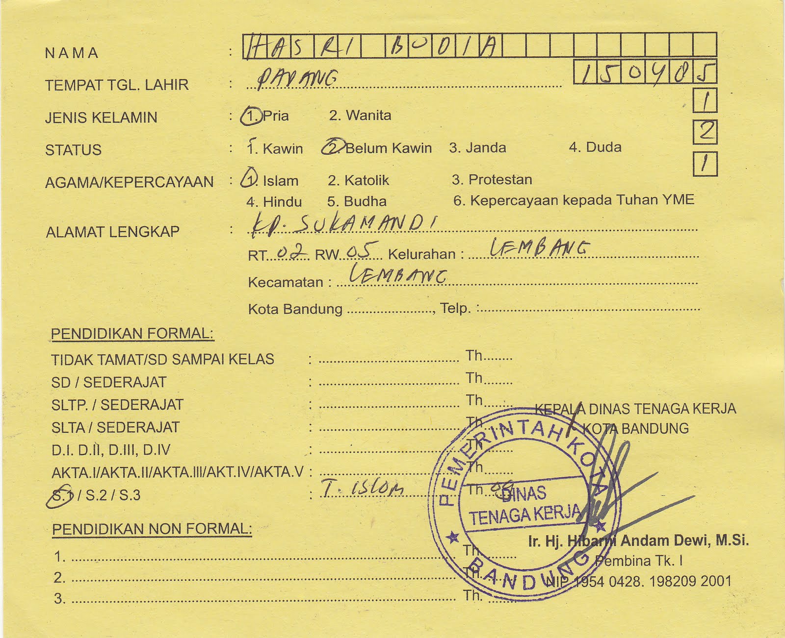 Indahnya berbagi: kartu tanda pencari kerja / kartu kuning