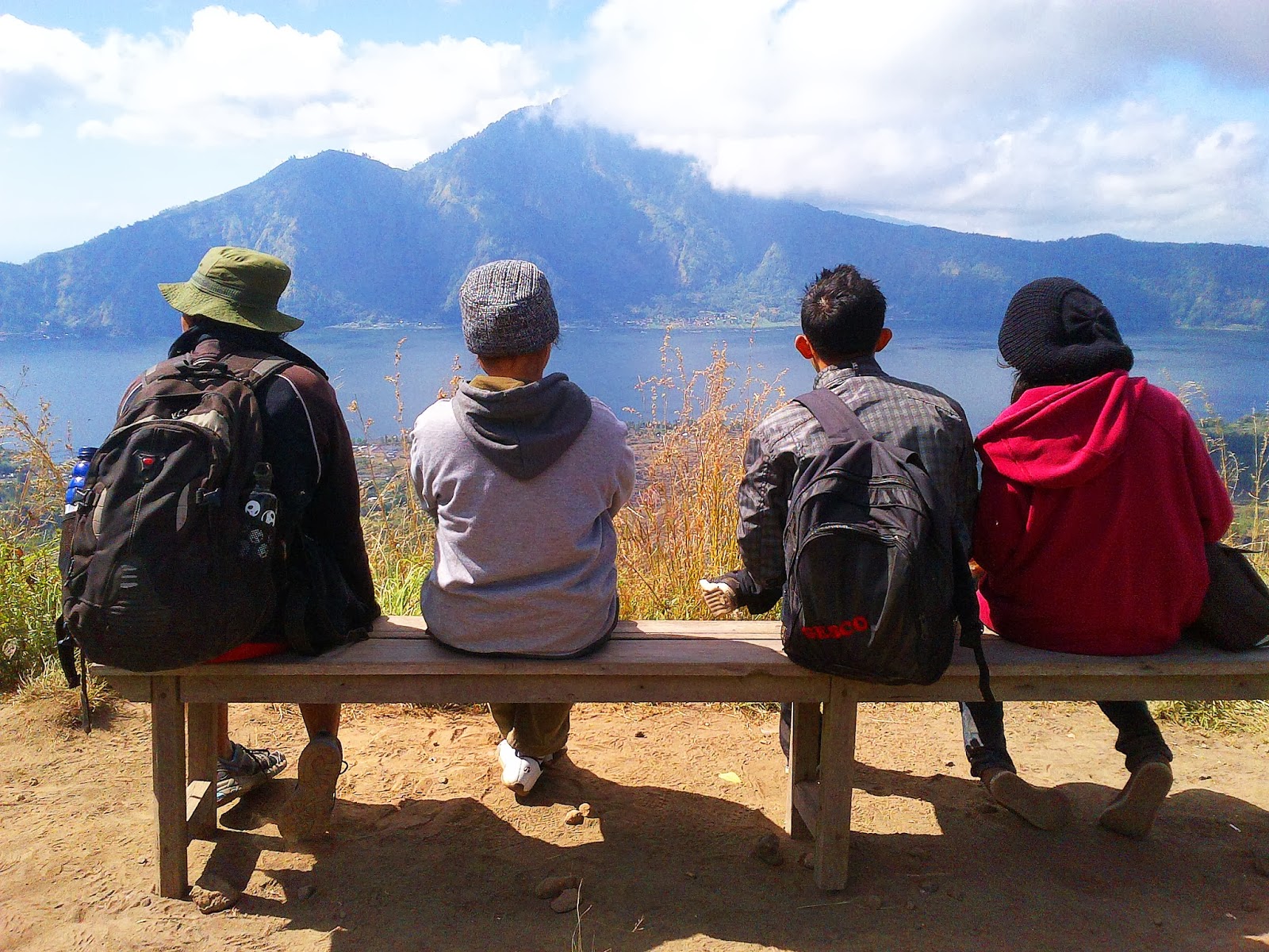 Gusedisaputra: Pendakian Gunung Batur, Alam adalah Sahabat