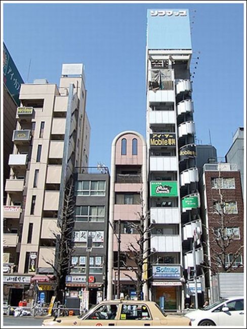 Narrow Buildings