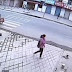 Video: Απίστευτο: Την «κατάπιε» το πεζοδρόμιο!
