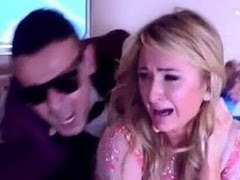 Video Pesawat Dinaiki Paris Hilton Hampir Terhempas!