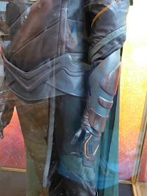 Loki costume glove Thor Ragnarok