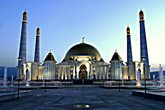 Keindahan Senibina Masjid - Masjid Ashgabat