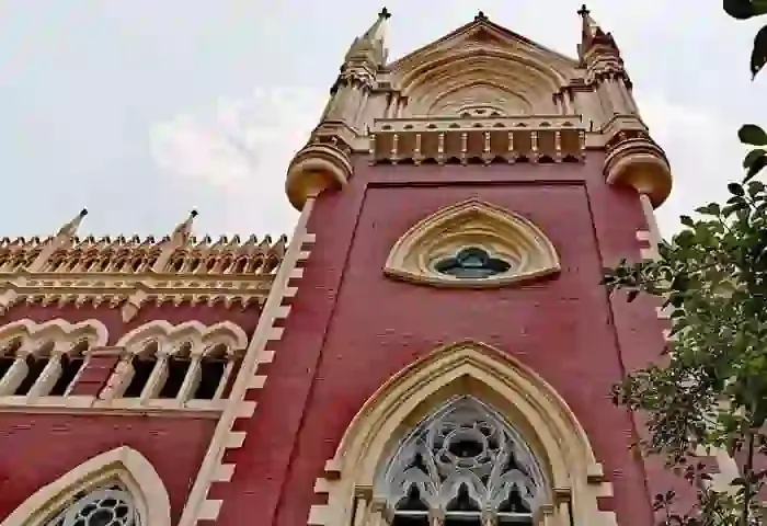 News, National, Kolkata, High Court, Kolkata, India, Marital, Ornaments, Sealing, Wife, Cheating, Husband, Case, Wife leaving matrimonial house with traditional marriage ornaments cannot be booked for cheating: Calcutta High Court.