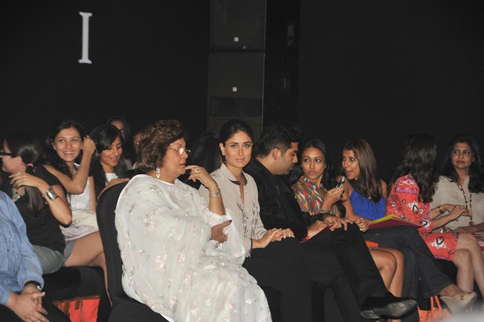 kareena kapoorkaran johar at lfw 2012. glamour  images