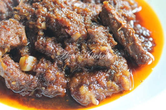 Daging Masak Hitam Yang Serius Sedap - Azie Kitchen