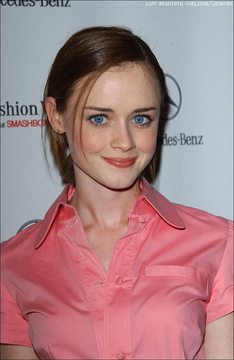 Alexis Bledel HQ Photo