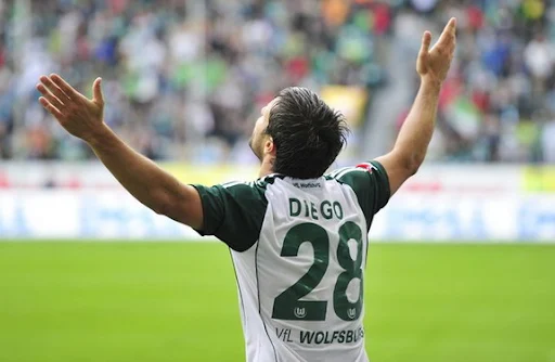 Diego is heading to Spain after joining Atlético Madrid