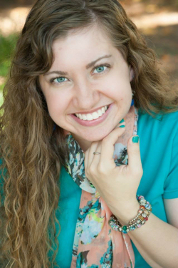 Rachelle Rea, debut author