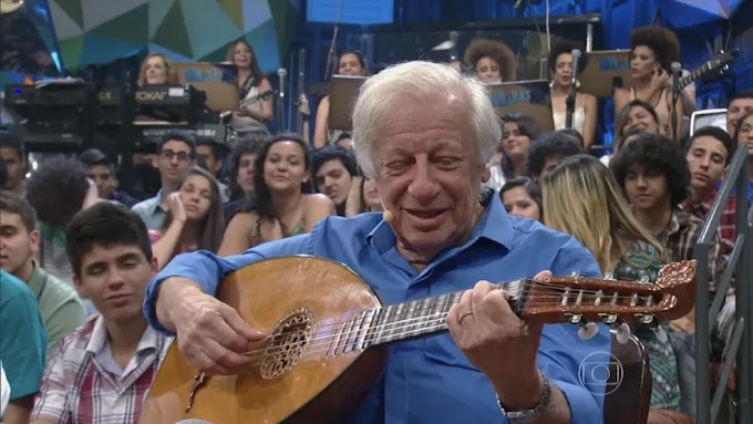 Juca Chaves, compositor e humorista, morre aos 84 anos na Bahia