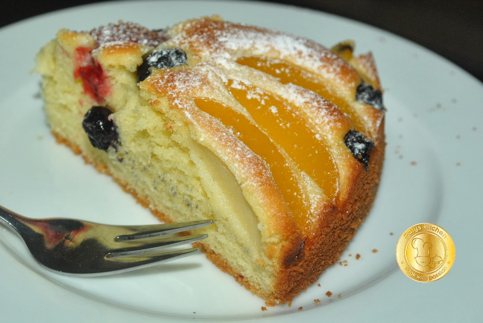 PATYSKITCHEN: FRESH FRUITS PASTRY CAKE