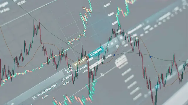 cara trading dengan indikator moving average bagi pemula yang sedang belajar trading.