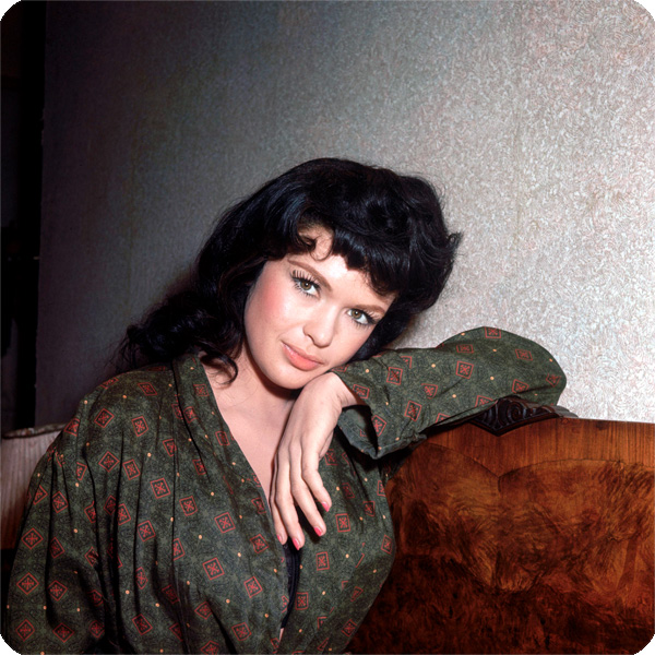 Jayne Mansfield with black hair jayne marie mansfield