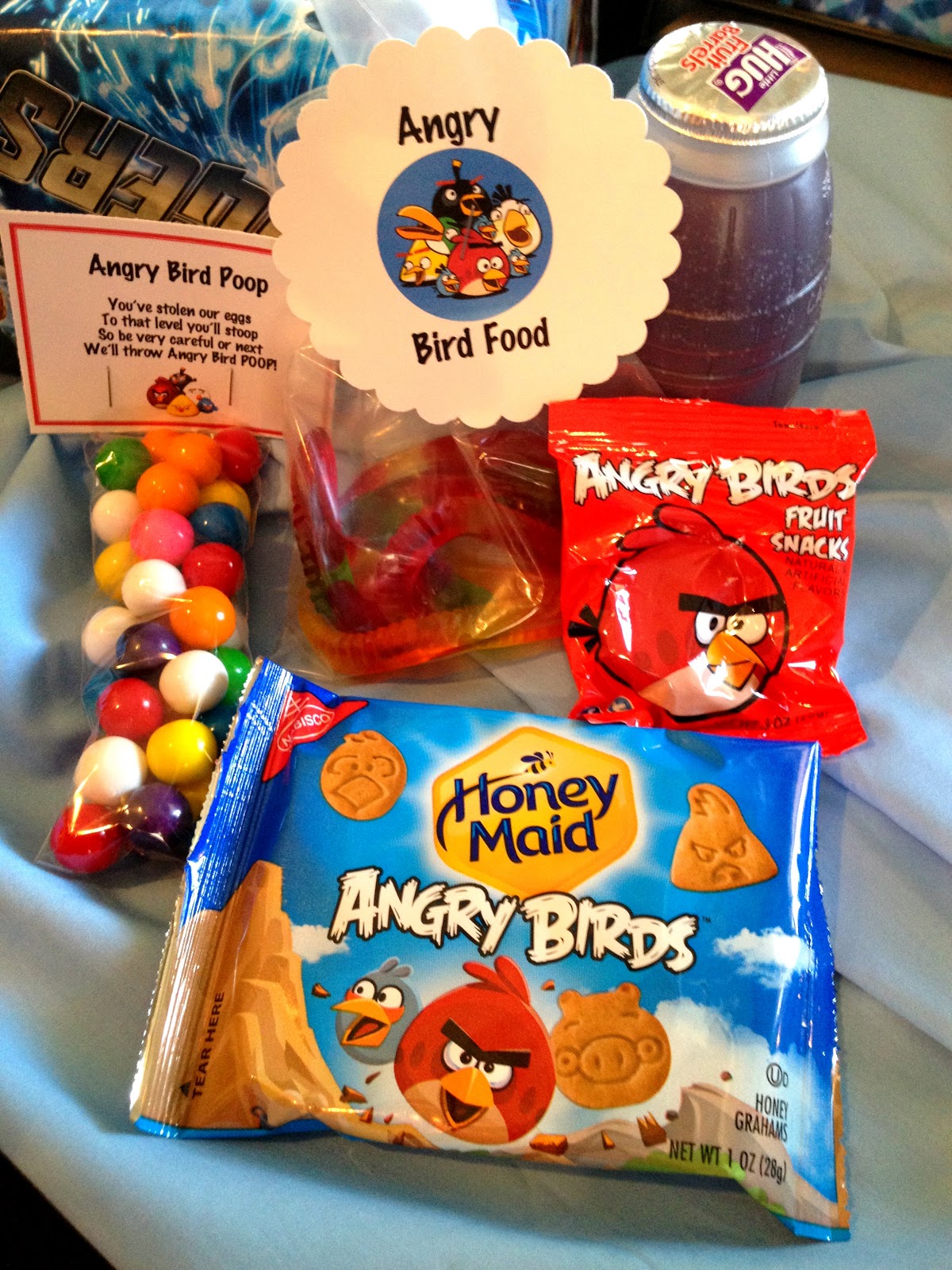 Marci Coombs: Angry BIrds BIrthday Party.