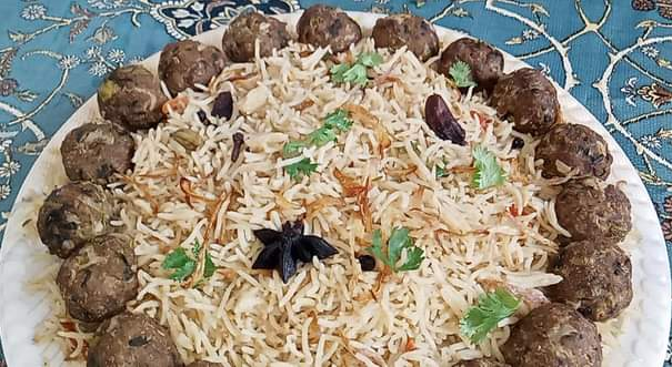 Moti Pulao recipe//Koffta Pulao recipe//Simple Pakistani Cuisine