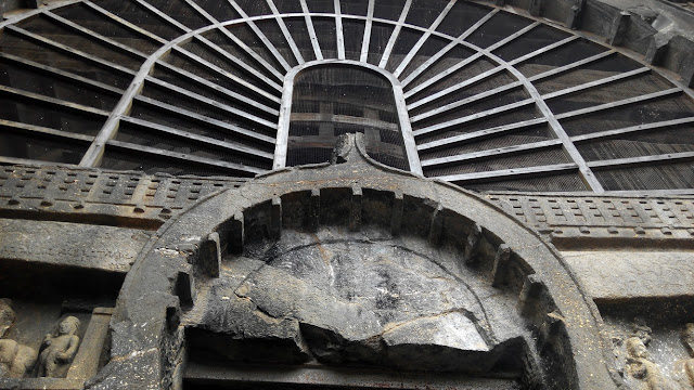 karla cave-karla_cave_buddhist_shrines_rock_cut_architecture_history_archaeology_temple_india_hd_photos_image_alone_world