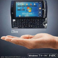 Fujitsu Loox F-07C dual OS hybrid phone