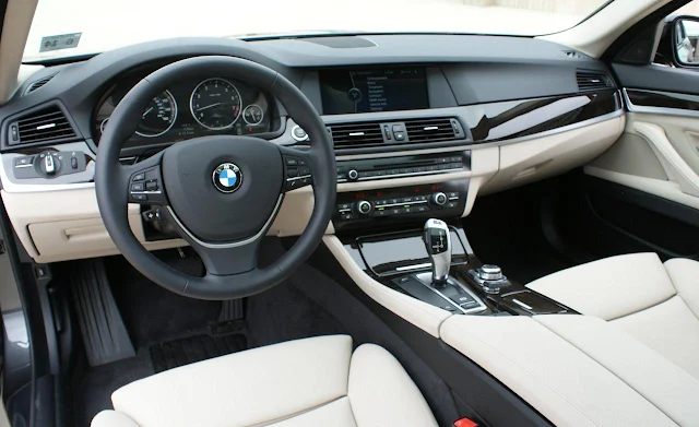 BMW 528i 2013 - interior