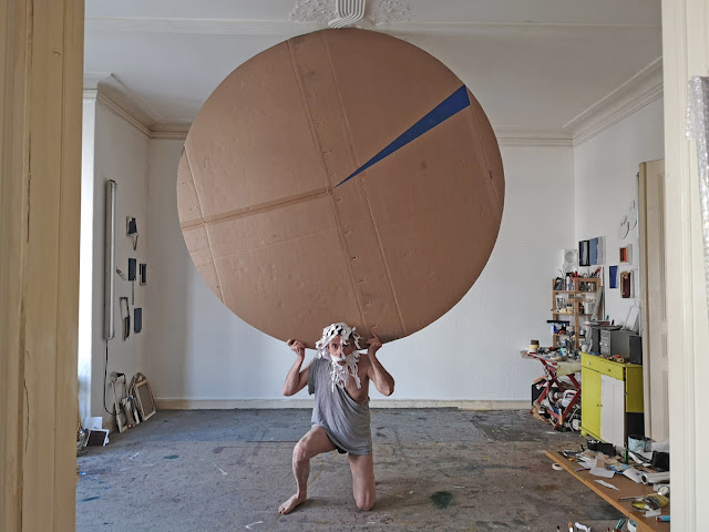 ATLAS (earth is flat), 2020, Ø 234cm (93"), lacquer paint and charcoal on cardboard.