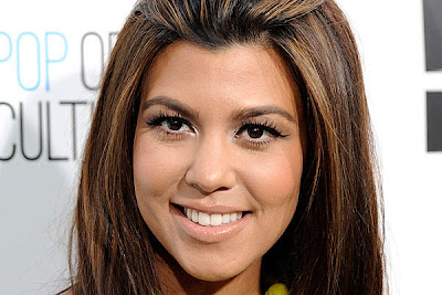 kourtney kardashian pics 2012