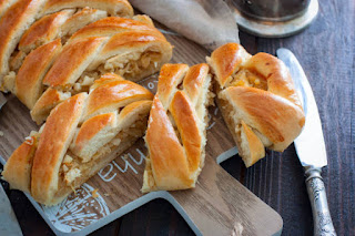 Chicken bread recipe| Make This Easy Braided Chicken Bread With or Without Oven Recipe