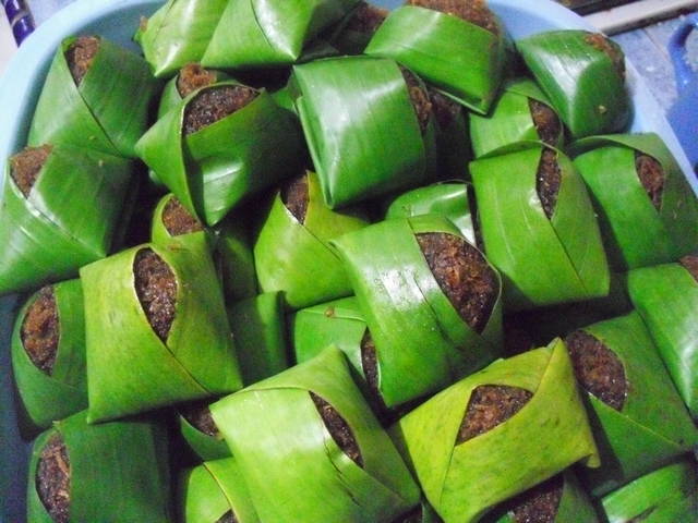 Kyrah Katering: Kuih Istimewa-Kuih Koci & Kuih Pulut inti 