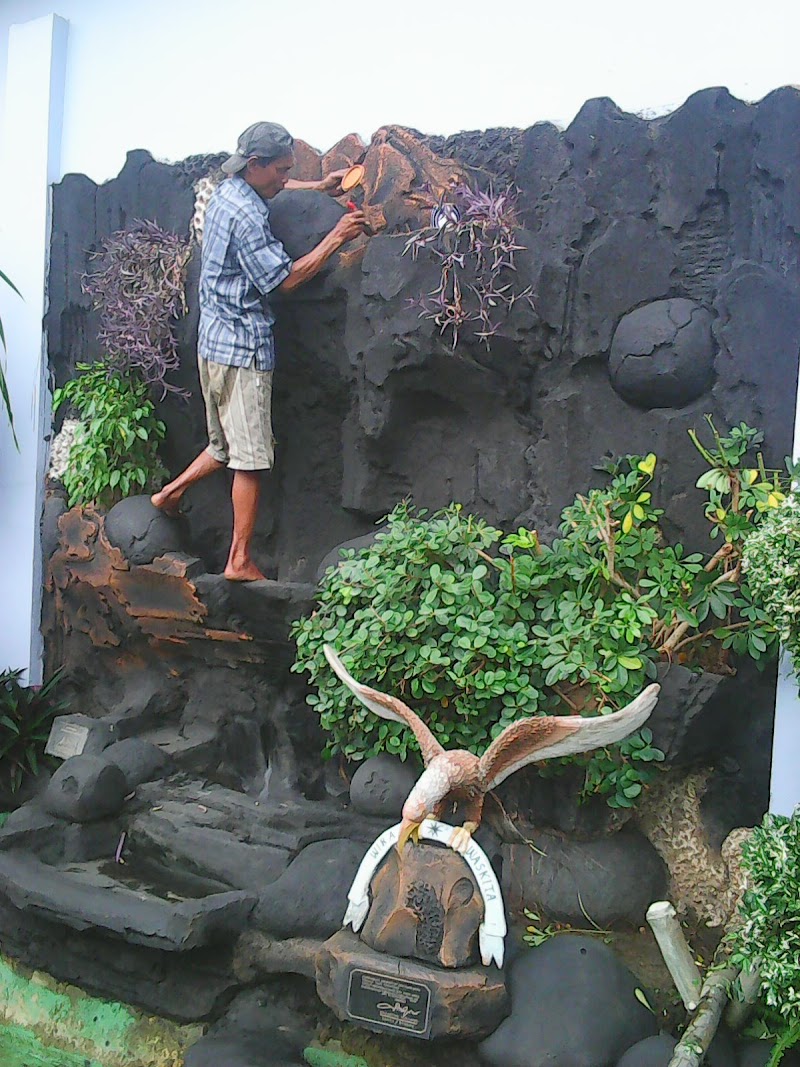 11+ Tanaman Pagar Jalan
