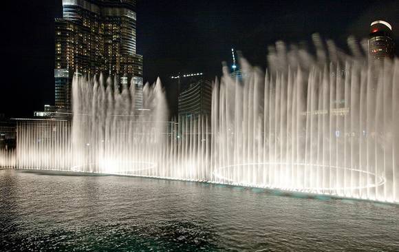 Dubai Fountain Show Awesome Photos