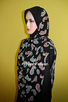 Tempahan menjahit pakaian wanita, tudung, langsir, kelas menjahit. Tempahan baju kurung, baju kurung pahang, kebaya, jubah, telekung, peplum, blouse, shawl, selendang, telekung lycra, jahit tudung chiffon 3 layer, chiffon 2 layer, tudung syria, tudung labuh, tudung lycra,tudung chiffon, tukar awning tudung, belajar menjahit. Lokasi di Bandar Baru Bangi, Selangor. Menjual telekung lycra, tudung hoodie, tudung 3 layer, selendang, shawl.