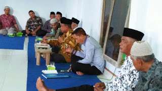 Rumahku Nerakaku, Kajian Mbah Aris