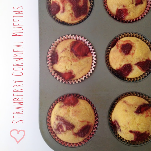 Roasted Strawberry Cornmeal Muffins--- www.whenlifegivesyousprinkles.blogspot.com