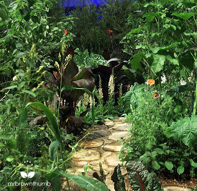 wooden garden path, Chicago Flower & Garden Show