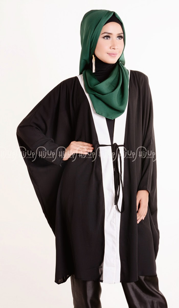Desain Fashion Busana Hijab Hitam dan Putih Butik Busana Desain Fashion Busana Hijab Hitam dan Putih Butik Busana