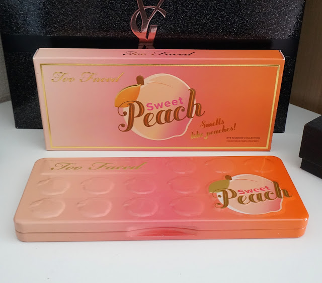 Revue Palette Sweet Peach Too Faced