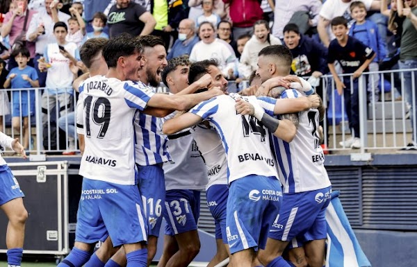 El Málaga brilla ante el Valladolid y saca un punto (2-2)