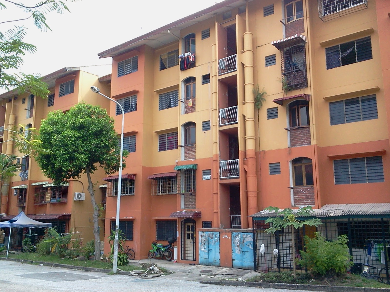 Hartanah Jual/ Beli/ Sewa: Shah Alam, Seksyen 8 - flat 